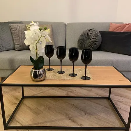 Moderno Apartment